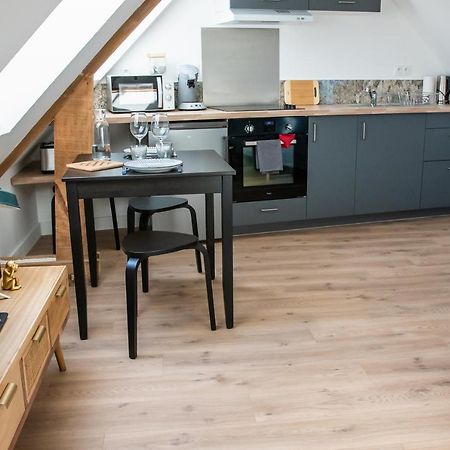 Confortable T1Bis Renove, Au Coeur D'Un Bourg Calme La Chapelle-Neuve  外观 照片